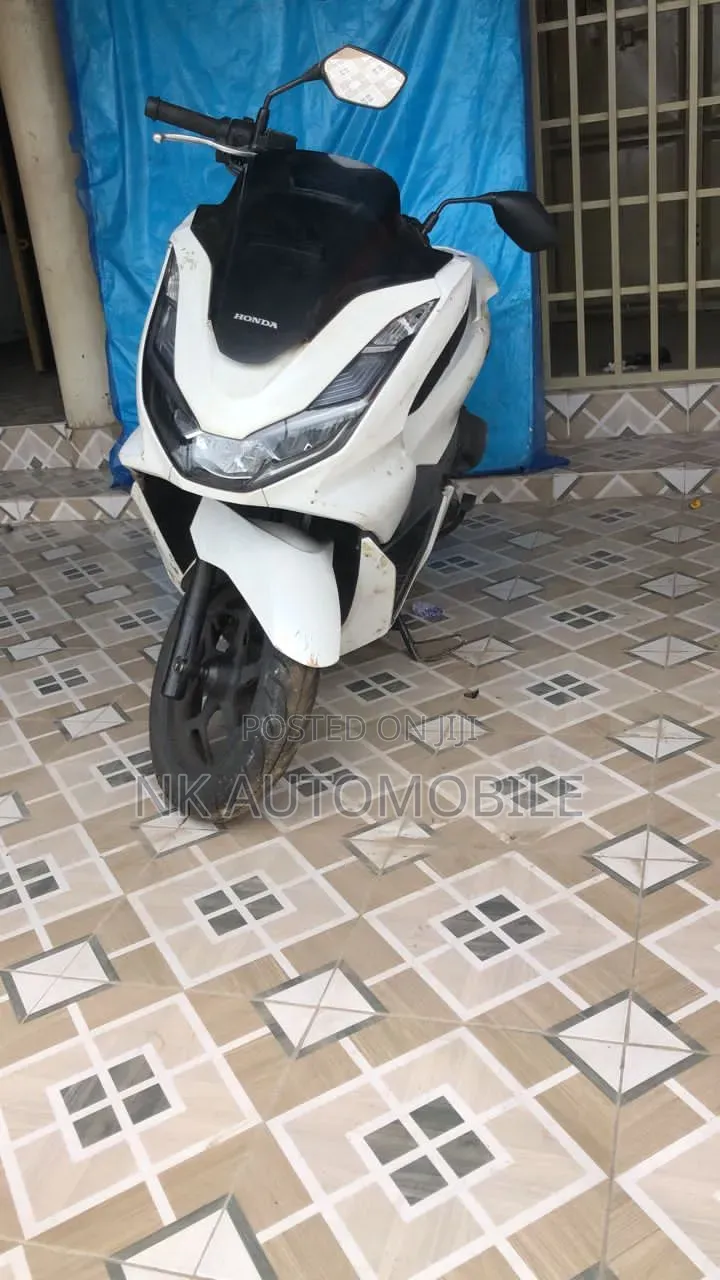 Honda 2021 White