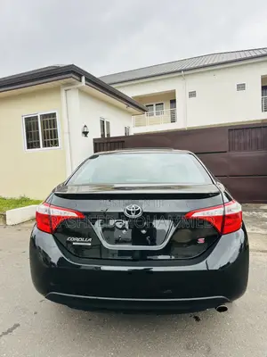 Toyota Corolla S 4dr Sedan (1.8L 4cyl CVT) 2016 Black