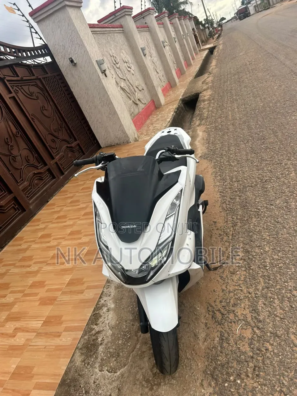 Honda 2021 White