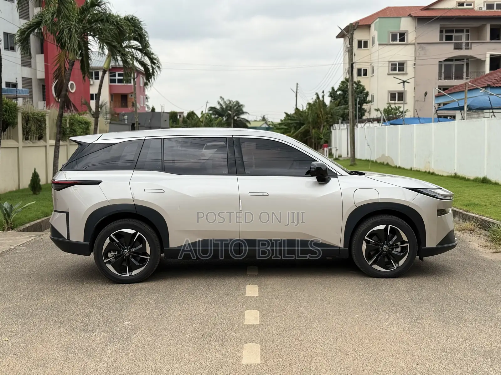 New Toyota bZ3 2025 Beige