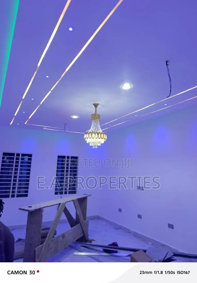 4bdrm House in E A Properties, Frafraha for sale