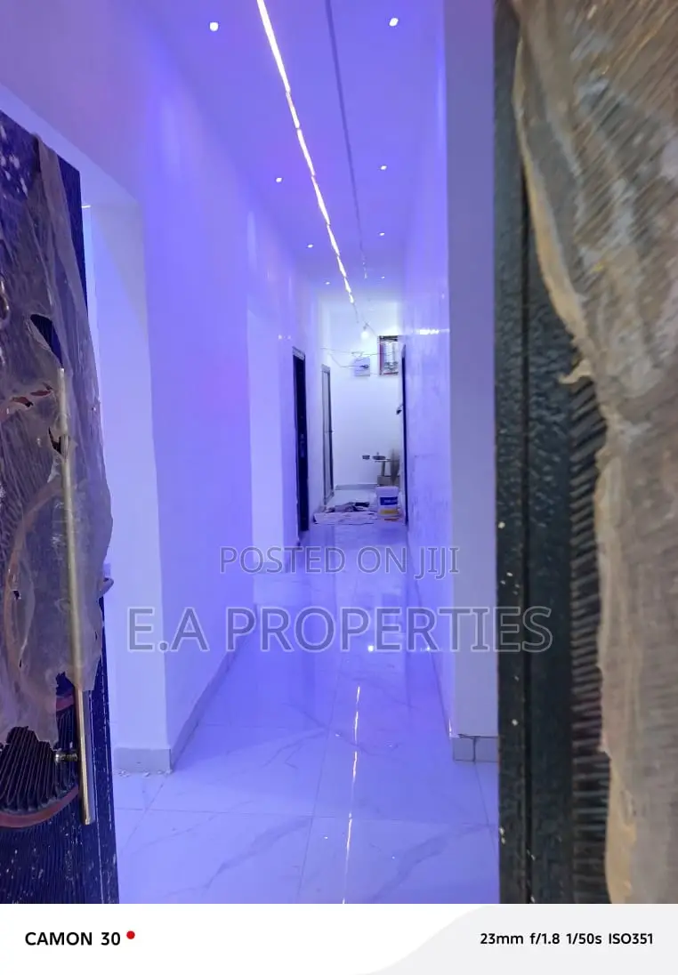 4bdrm House in E A Properties, Frafraha for sale