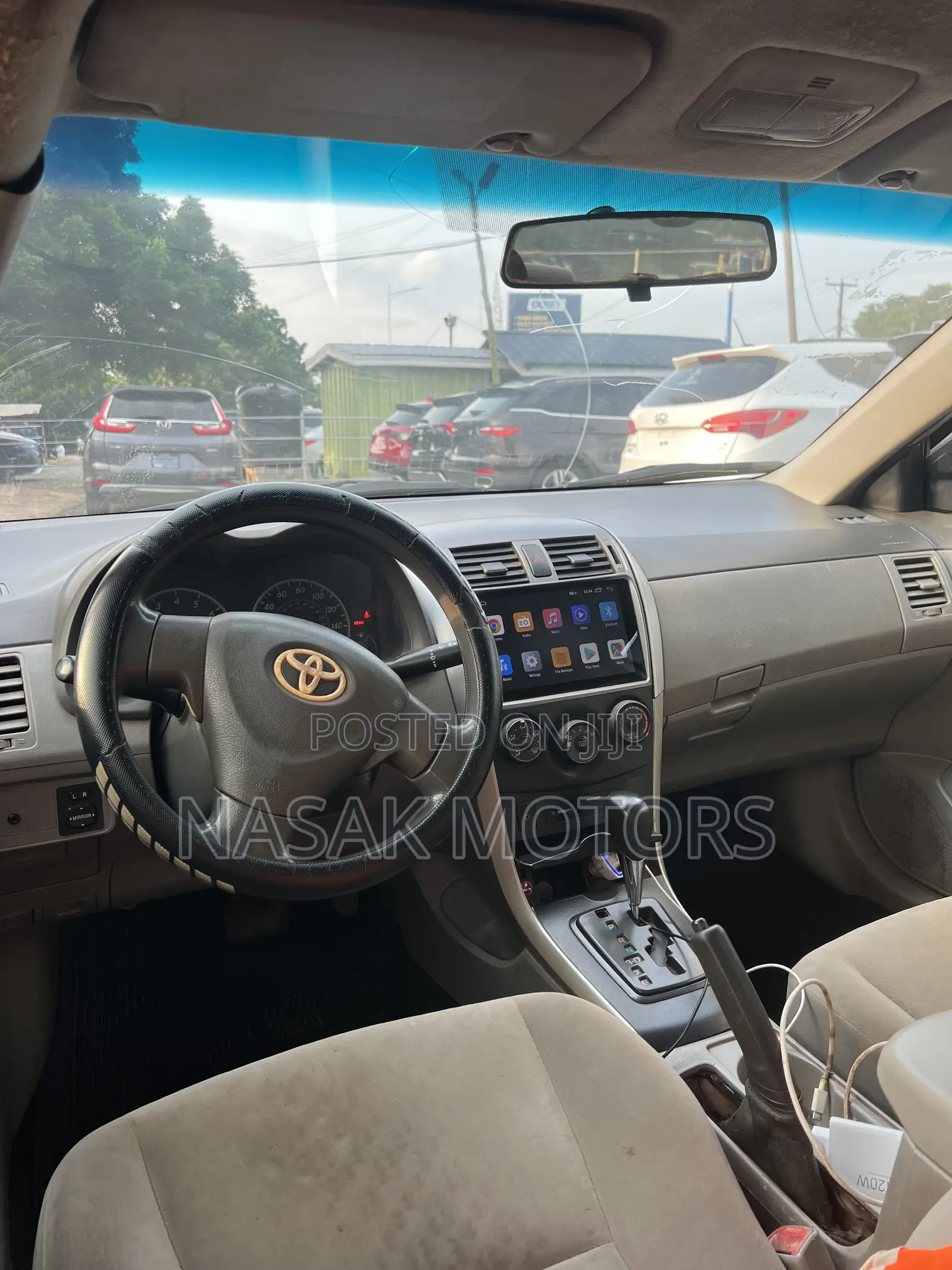 Toyota Corolla LE 4dr Sedan (1.8L 4cyl 4A) 2010 Silver