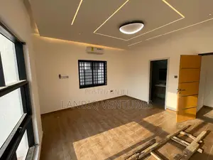 3bdrm House in Ashaley Botwe for sale