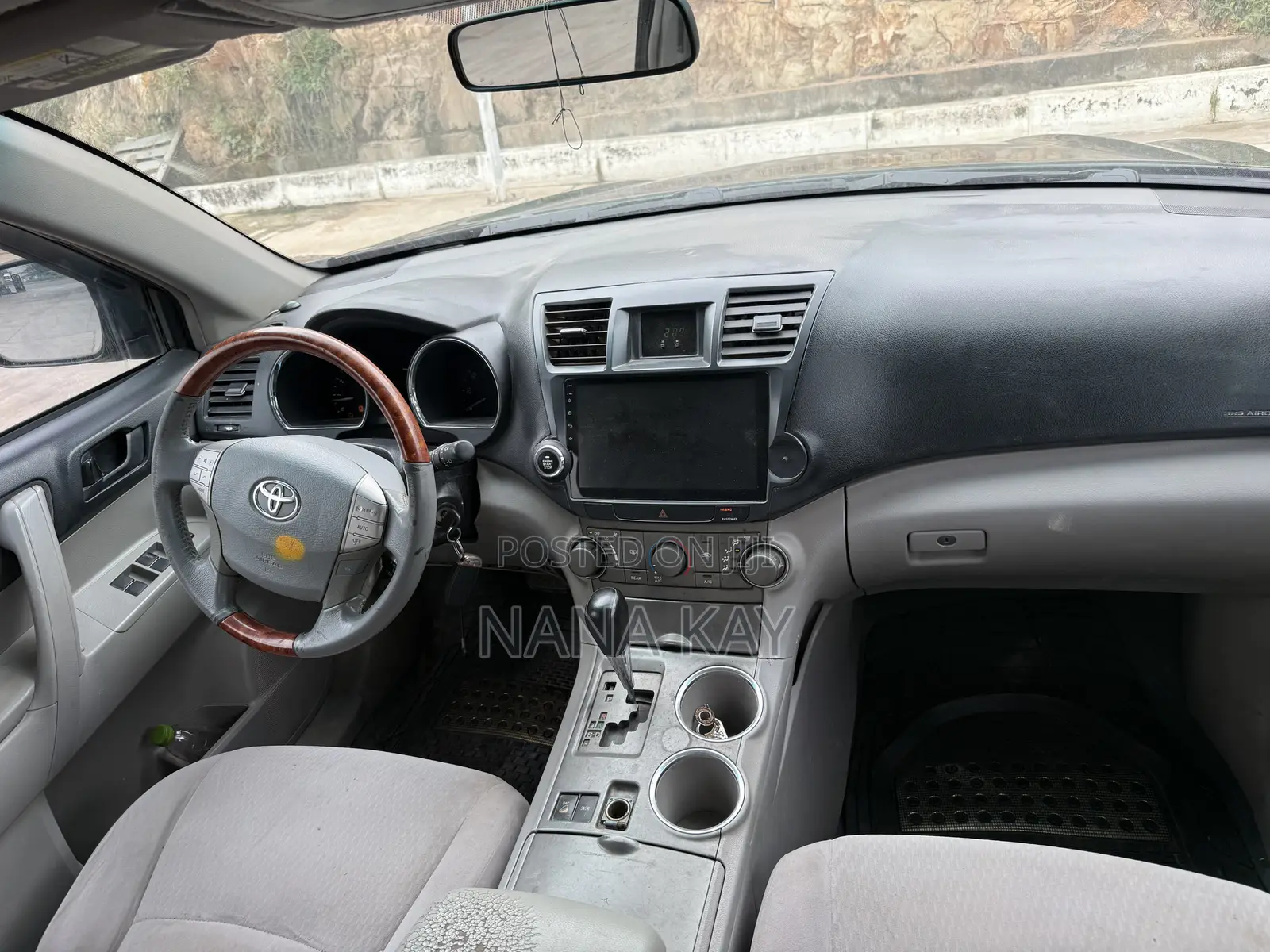 Toyota Highlander SE 2010 Black