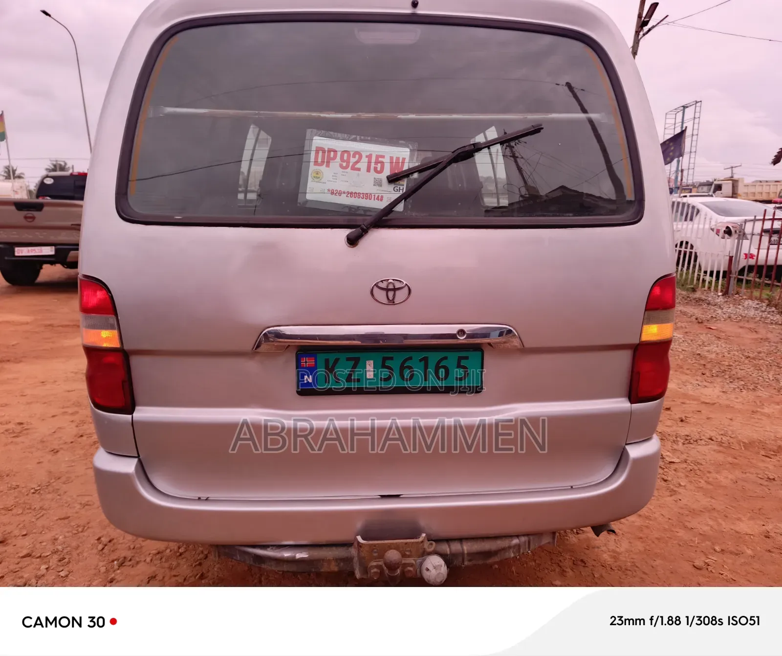 Toyota HiAce 2012 Silver