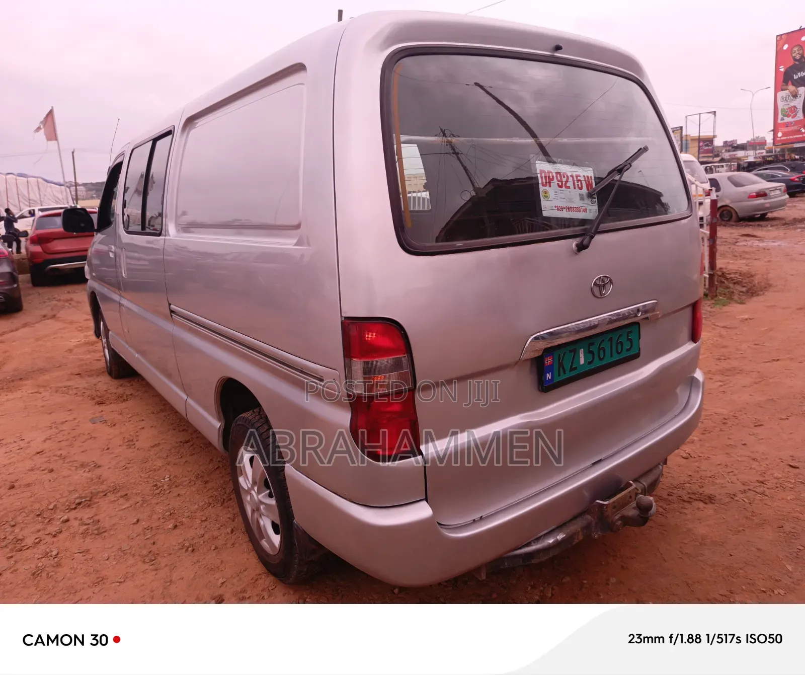 Toyota HiAce 2012 Silver