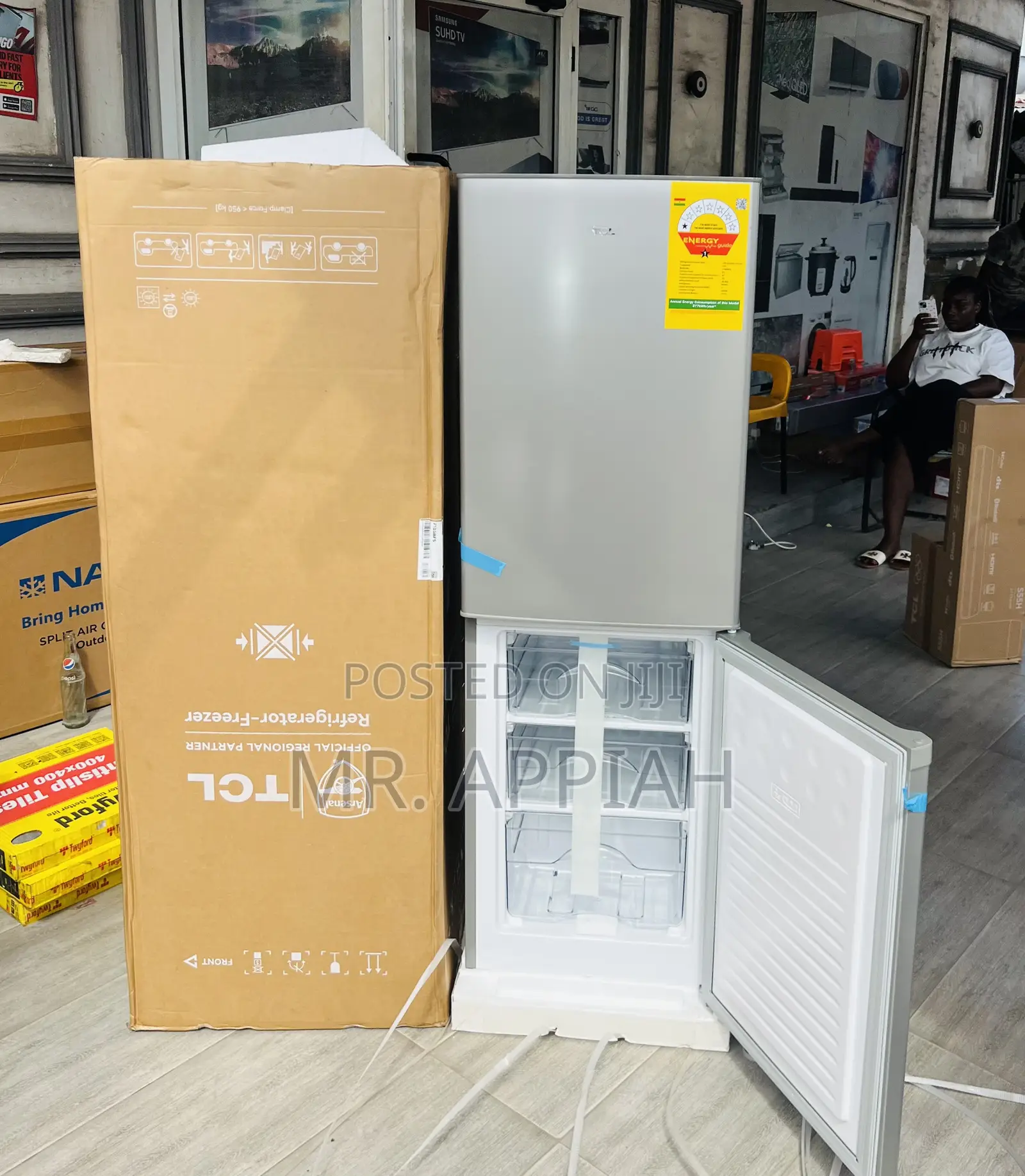 Extremely Classic TCL 142Liters Double Door Electric Refrigerator,Gray