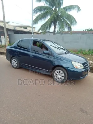 Toyota Echo 2004 Blue