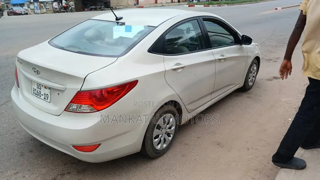 Hyundai Accent 2016 White