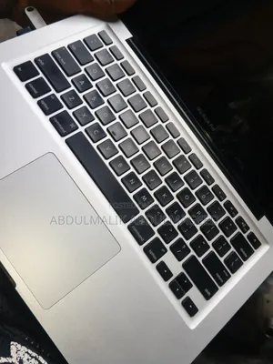 Laptop Apple MacBook Pro 8GB Intel Core i7 HDD 500GB