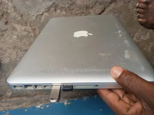 Laptop Apple MacBook Pro 8GB Intel Core i7 HDD 500GB