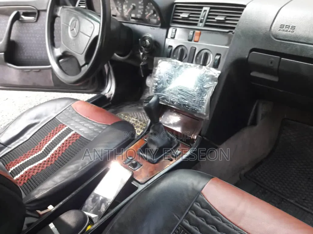 Mercedes-Benz C180 1995 Black