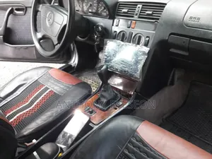 Mercedes-Benz C180 1995 Black