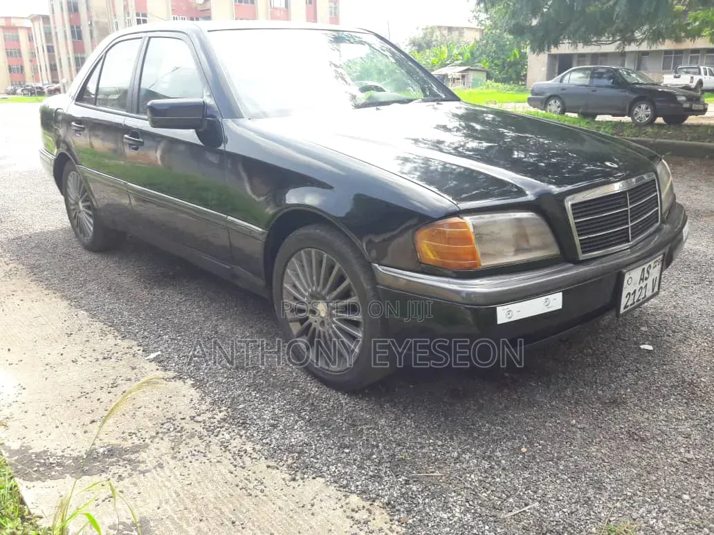 Mercedes-Benz C180 1995 Black