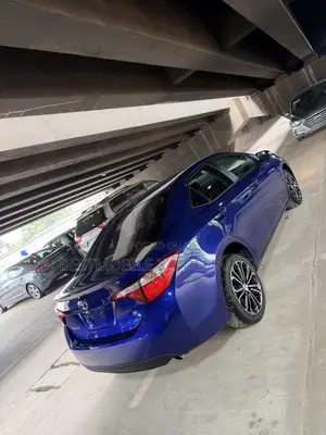 Toyota Corolla 2016 Blue