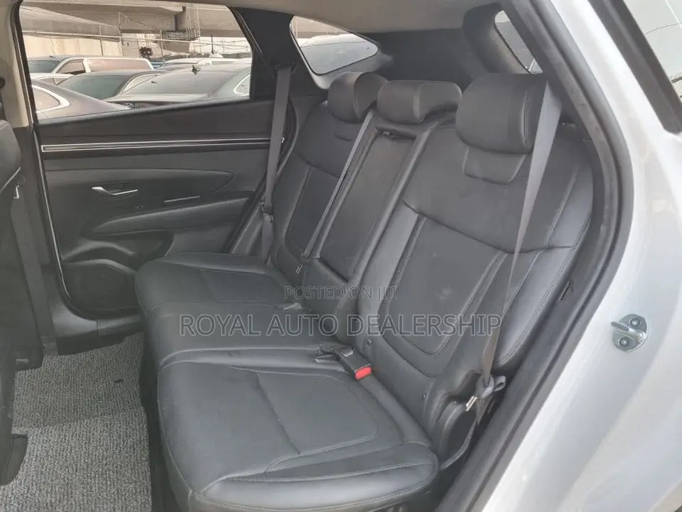 Hyundai Tucson Limited 2023 White