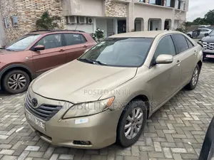 Toyota Camry 2008 Gold