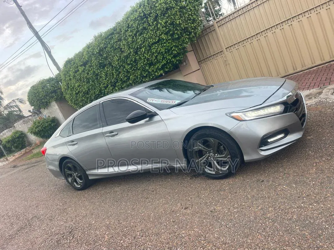 Honda Accord 2019 Silver