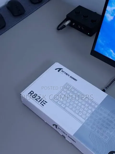 Attack Shark R82HE Wired Magnetic Switch Mechanical Keyboard(White Con