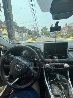 Toyota RAV4 XLE AWD 2024 Gray