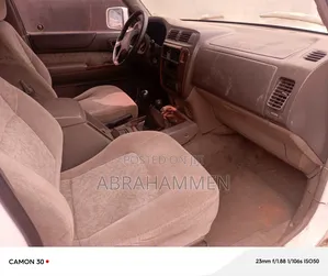 Nissan Patrol 2000 White