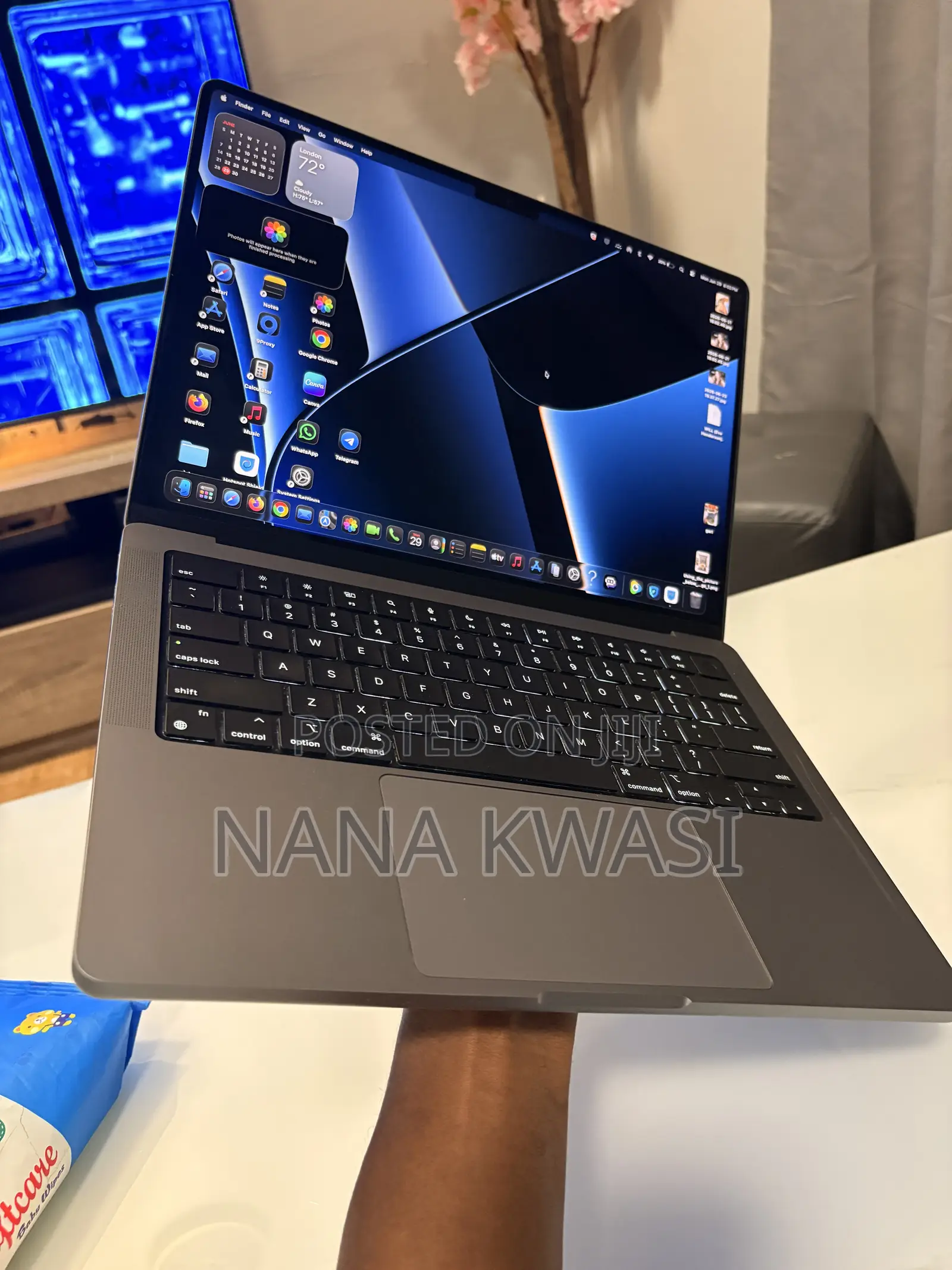 Laptop Apple MacBook Pro 2021 M1 16GB Apple M1 Pro SSD 512GB
