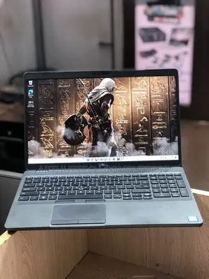 Laptop Dell Latitude 5500 16GB Intel Core i7 SSD 512GB