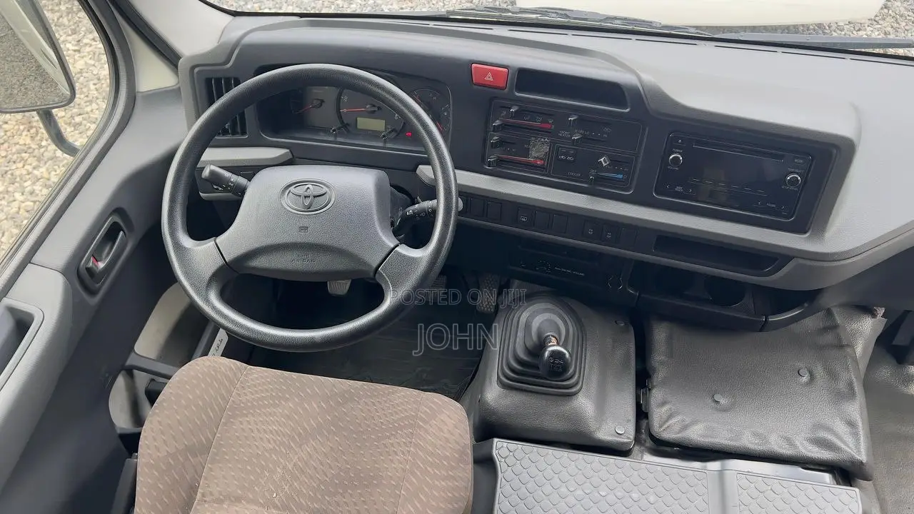 Toyota Coaster 2018 White