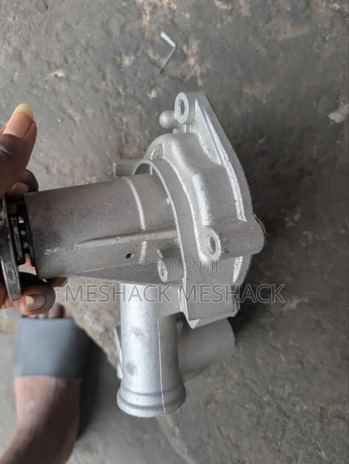 Hyundai H200 Water Puller