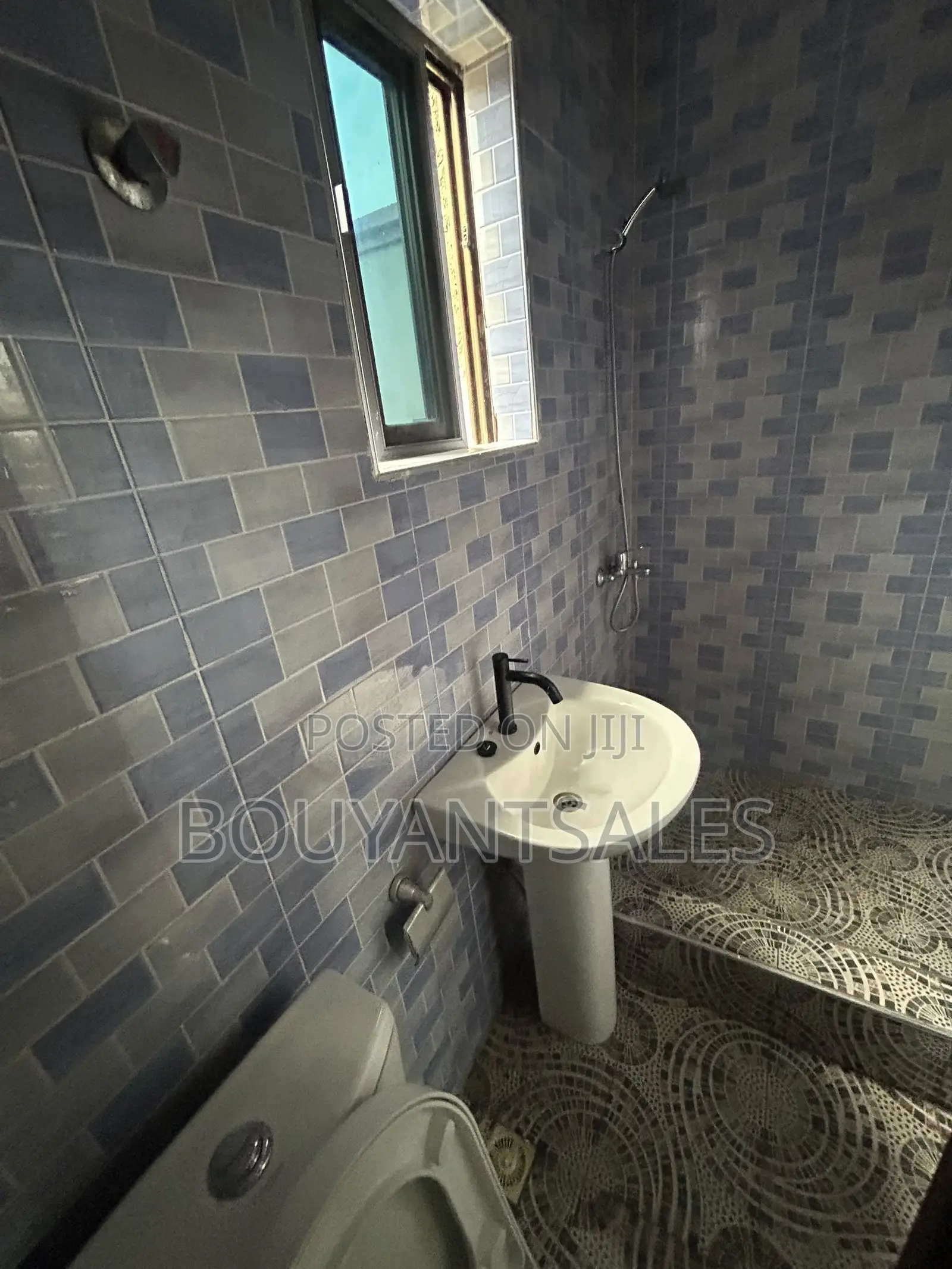 2bdrm Apartment in Oyarifa for rent