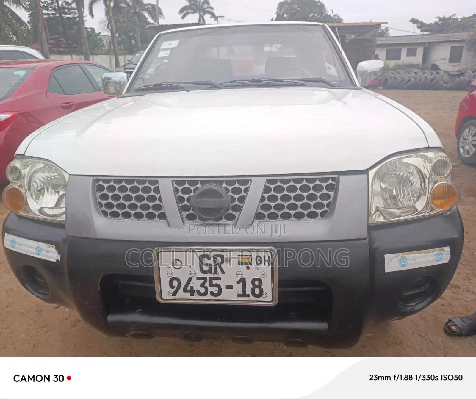 Nissan Hardbody 2000 White