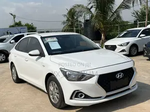 Hyundai Accent SE 2021 White