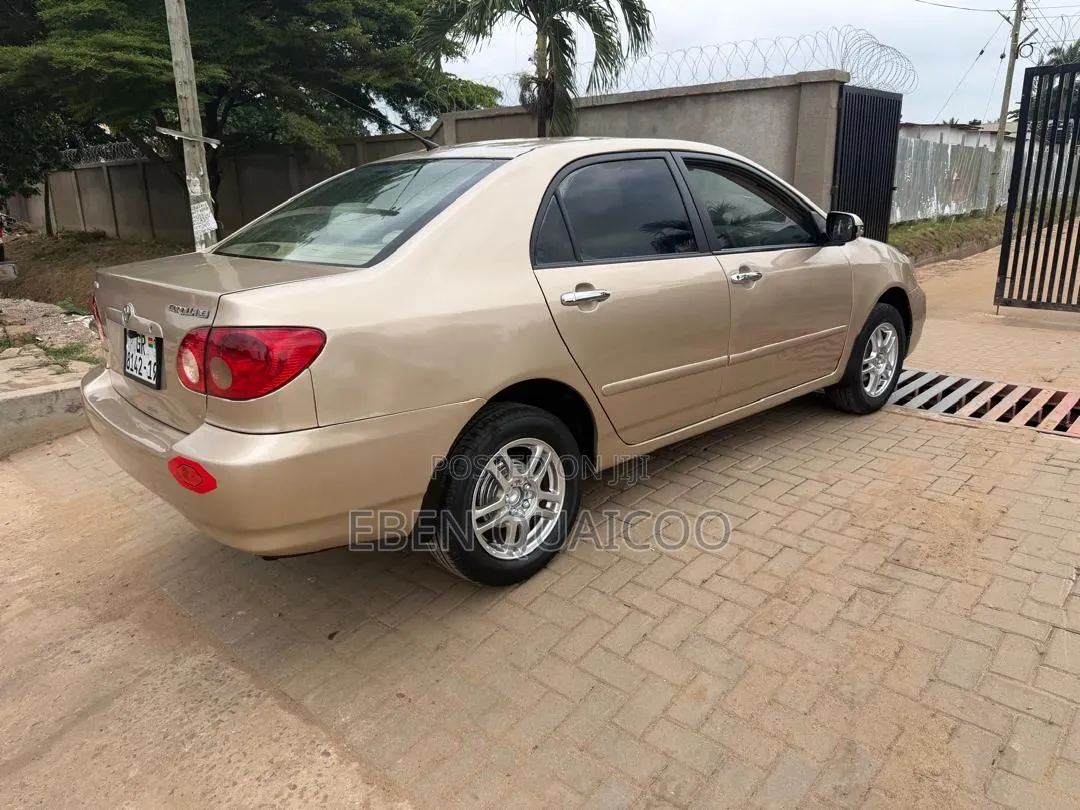 Toyota Corolla 2007 Gold