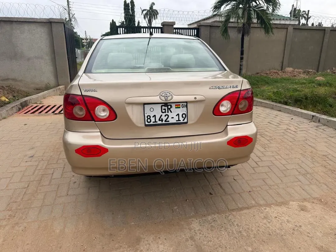 Toyota Corolla 2007 Gold