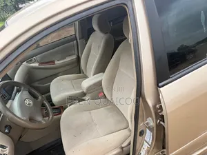 Toyota Corolla 2007 Gold