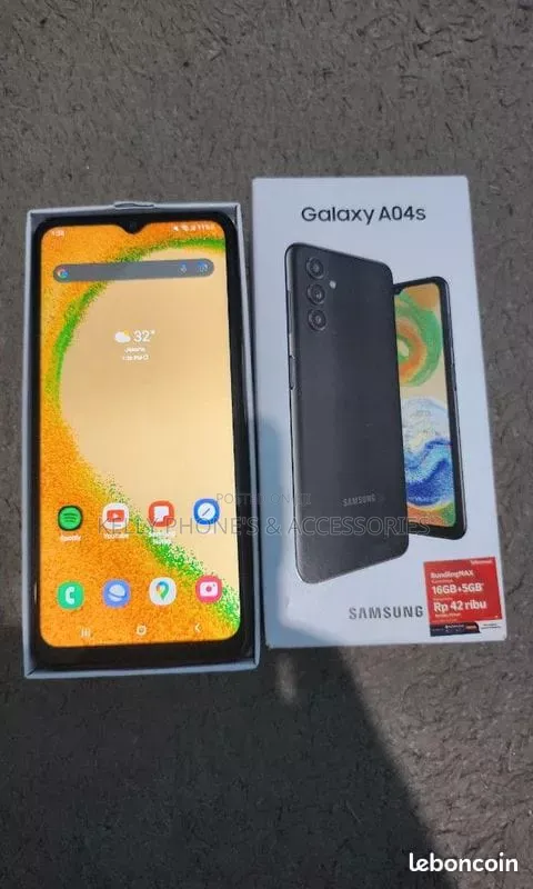 New Samsung Galaxy A04s 128 GB Black