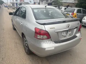 Toyota Yaris 1.5 2007 Gray
