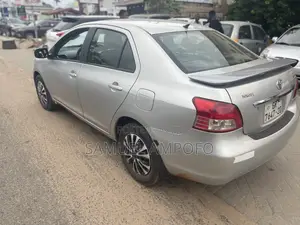 Toyota Yaris 1.5 2007 Gray