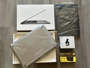 Laptop Apple MacBook 2018 16GB Intel Core i7 SSD 512GB