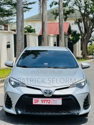 Toyota Corolla SE 4dr Sedan (1.8L 4cyl CVT) 2017 Gray