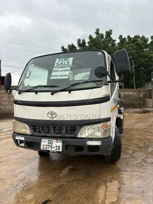 Toyota Dyna 2006 White