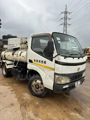 Toyota Dyna 2006 White
