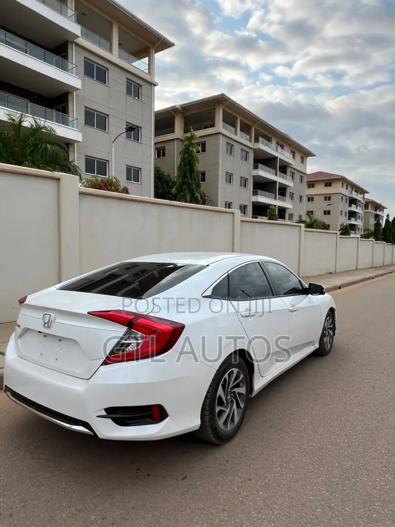 Honda Civic EX-L Sedan 2019 White
