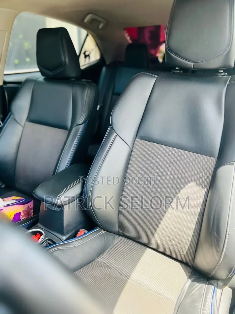 Toyota Corolla SE 4dr Sedan (1.8L 4cyl CVT) 2017 Gray