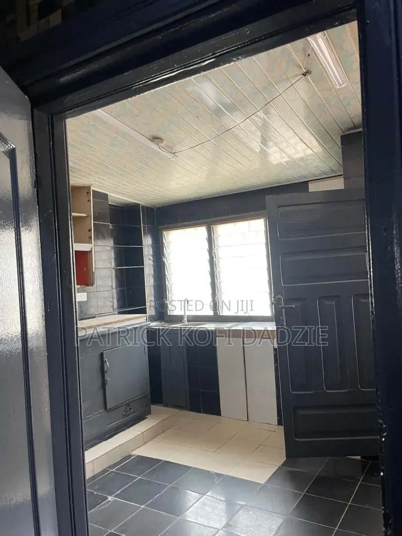 1bdrm Apartment in Noble School, Tsui-Bleoo for rent