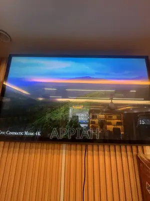 Qled Smart TV