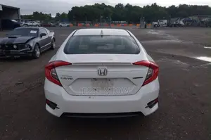 Honda Civic Touring Sedan 2018 White