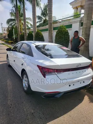 Hyundai Avante 2021 White