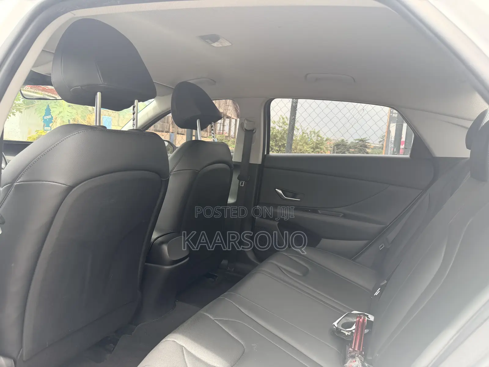 Hyundai Avante 2021 White